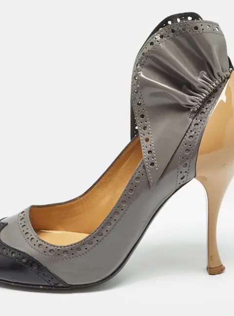 Miu Miu Grey/Black Brogue Leather Pumps Size 35