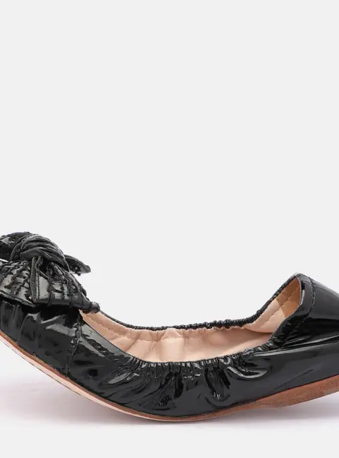 Miu Miu Black Patent Leather Bow Scrunch Ballet Flats Size 35.5
