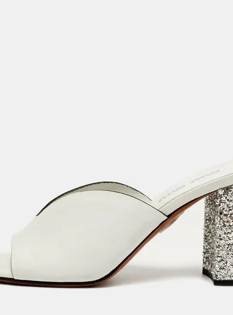 Miu Miu Size 38 White Leather Block Heel Slide Sandals