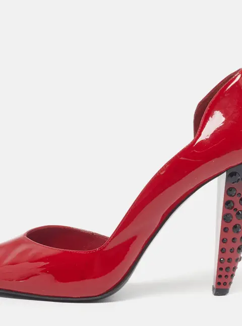 Miu Miu Size 38 Red Patent Leather D'orsay Pumps