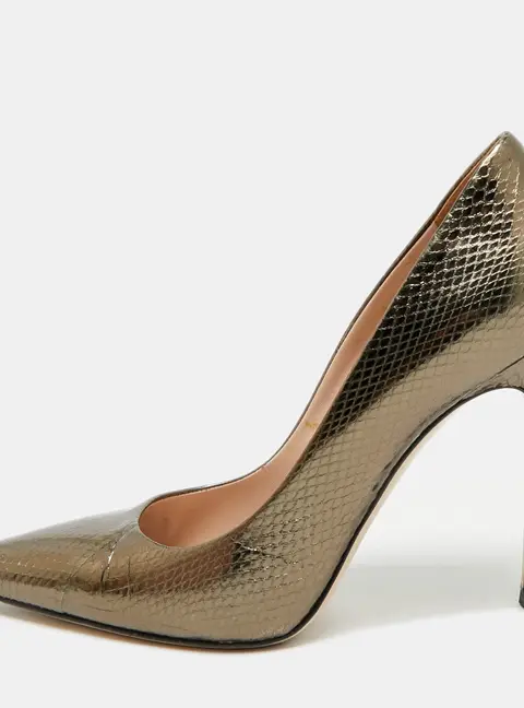 Miu Miu Size 38.5 Metallic Snakeskin Embossed Leather Pointed Toe Pumps