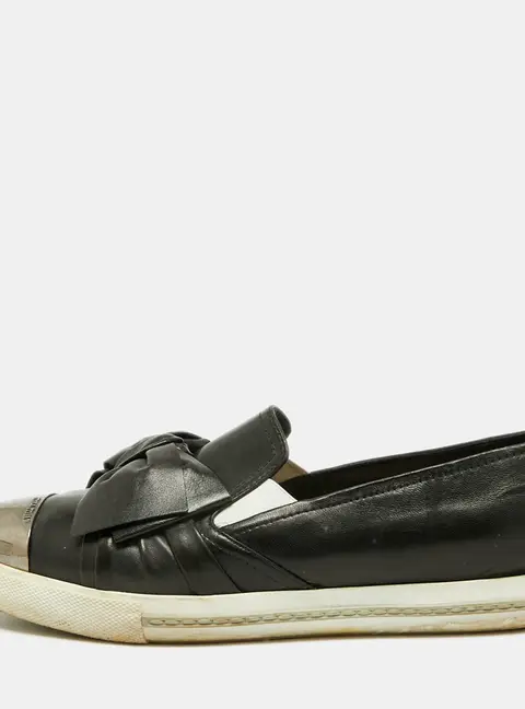 Miu Miu Knot Bow Size 39 Black Leather and Metal Cap Toe Slip On Sneakers