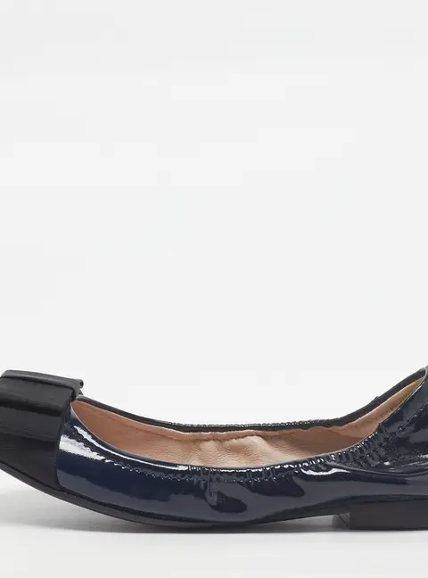 Miu Miu Size 36 Navy Blue Patent Leather  Bow  Scrunch Ballet Flats