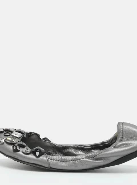 Miu Miu Embellished Size 38 Silver Leather Scrunch Ballet Flats