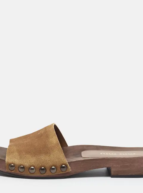 Miu Miu Size 40 Brown Leather Flat Clogs