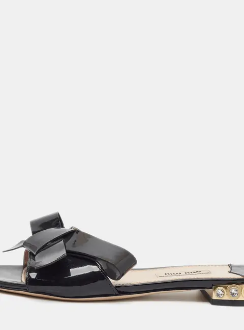 Miu Miu Size 37 Black Patent Leather Flat Slides