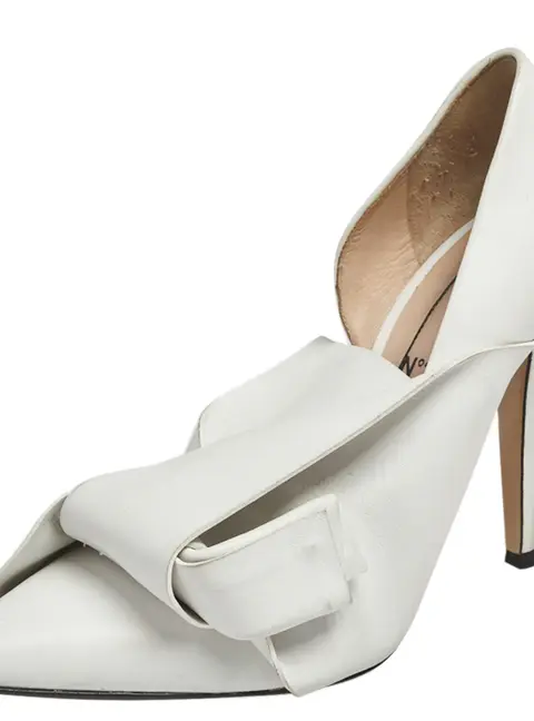 N&ordm;21 White Leather Knot Pointed Toe Pumps Size 37