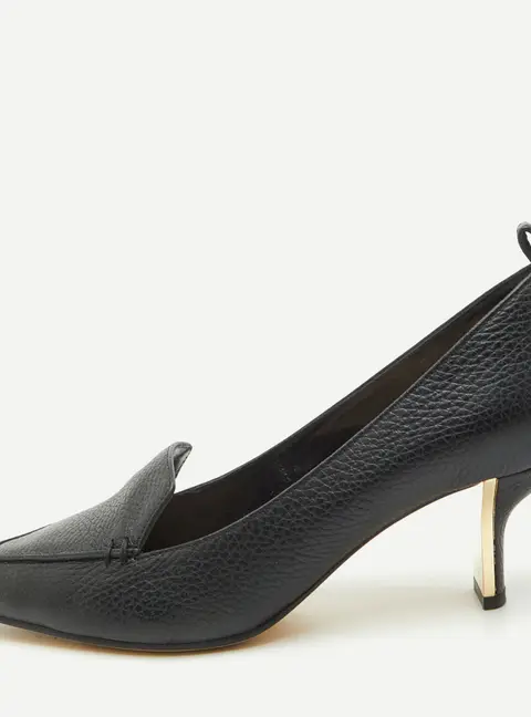 Nicholas Kirkwood Beya Size 38.5 Black Leather Pointed Toe Pumps