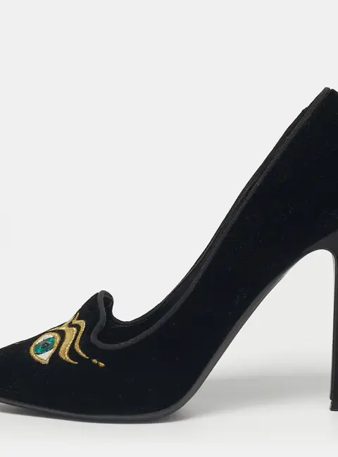 Nicholas Kirkwood Size 35.5 Black Velvet Eye Motif Pointed Toe Pumps