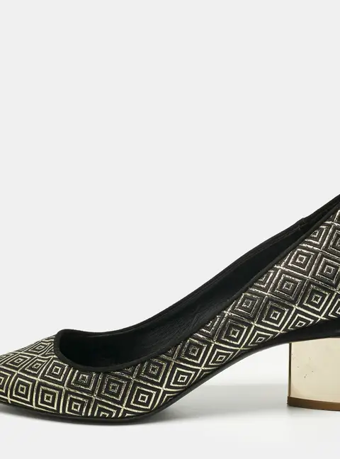 Nicholas Kirkwood Black/Gold Diamond Quilt Jacquard Pointed Toe Pumps Size 38
