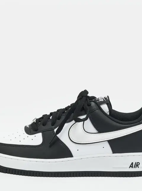 Nike Air Force 1 07 White Swoosh Panda Size 44.5 Black/White Leather Low Top Sneakers