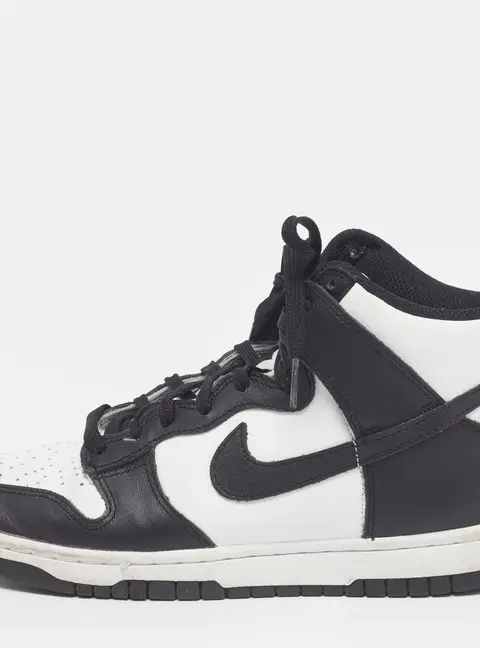 Nike Dunk High Panda Size 38 Black/White Leather High Top Sneakers