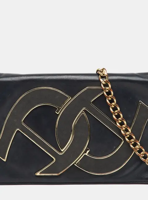 Aigner Black Leather Logo Flap Chain Shoulder Bag