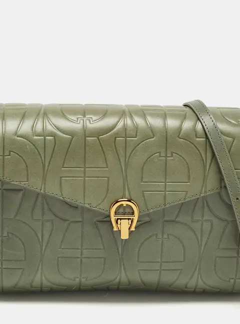 Aigner Pria Green Logo Embossed Leather Crossbody Bag