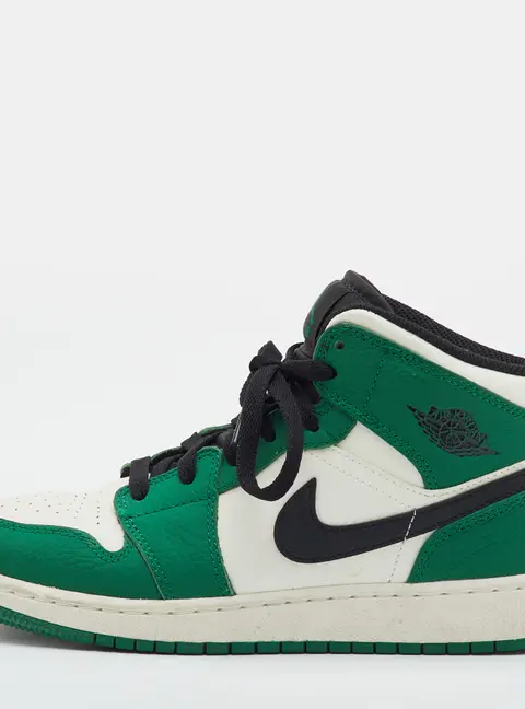 Air Jordans Jordan 1 Mid Pine Green Size 38.5 Green/White Leather Mid Top Sneakers