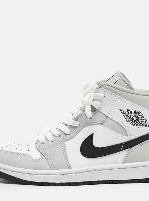 Air Jordans Multicolor Leather Air Jordan 1 Mid Top Sneakers Size 38