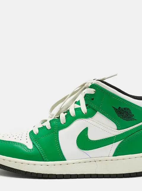 Air Jordans Green/White Leather Jordan 1 Retro High Top Sneakers Size 38