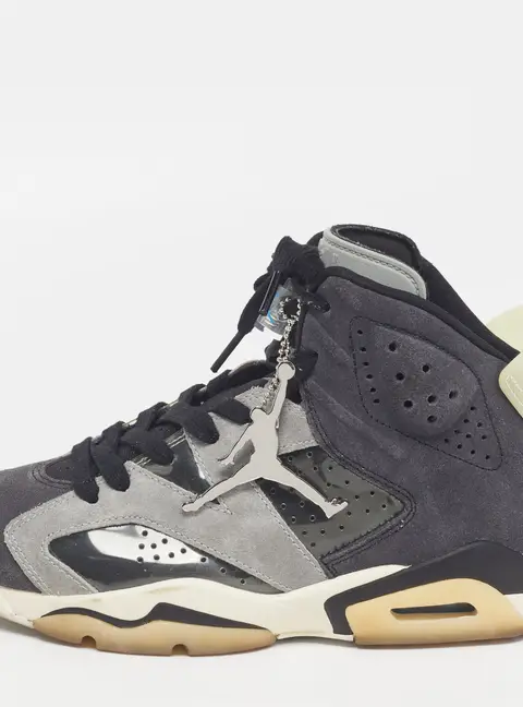 Air Jordans Jordan 6 Retro Tech Chrome Size 37.5 Grey Suede and PVC High Top Sneakers