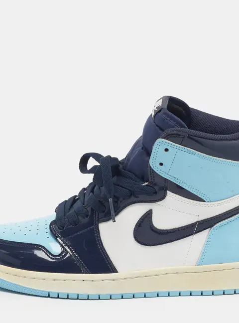 Air Jordans Jordan 1 Retro UNC Size 42 Multicolor Patent Leather High Top Sneakers