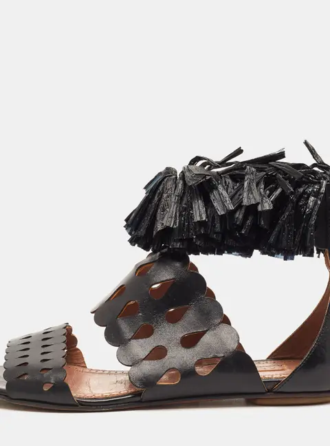 Alaia Size 36 Black Leather and Straw Cut Out Fringes Flat Sandals