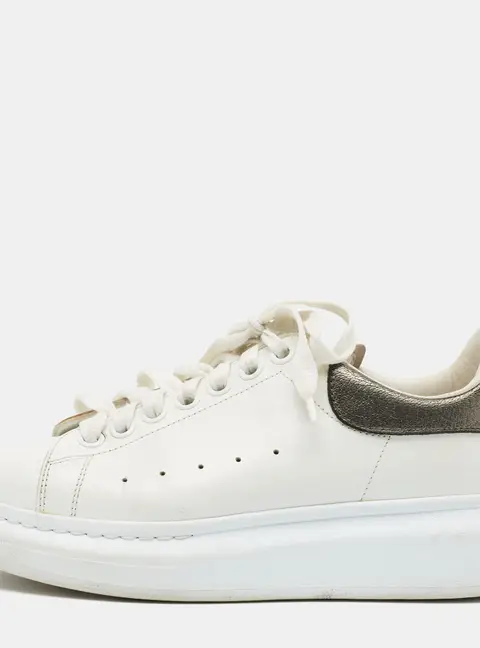 Alexander McQueen Oversized Size 38 White Leather Lace Up Sneakers