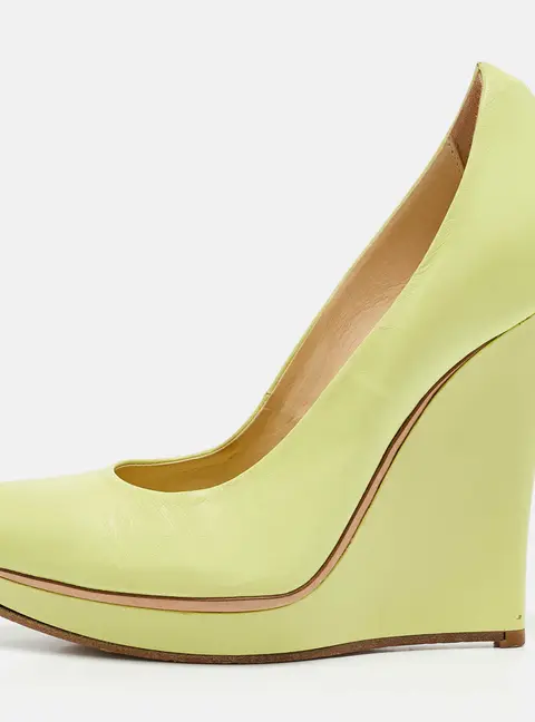 Alexander McQueen Neon Green Leather Wedge Pumps Size 37