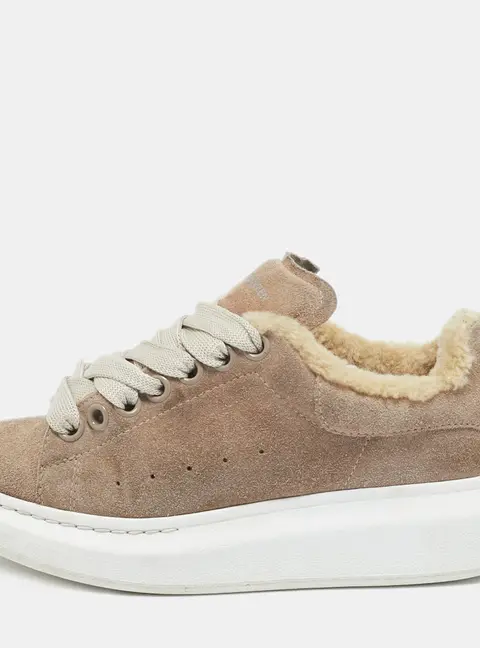 Alexander McQueen Beige Shearling and Suede Oversized Low Top Sneakers Size 35
