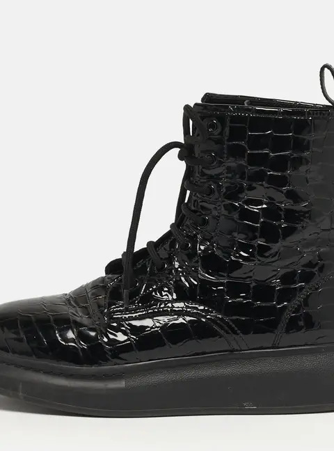 Alexander McQueen Oversized Size 41 Black Croc Embossed Patent Leather High Top Sneakers