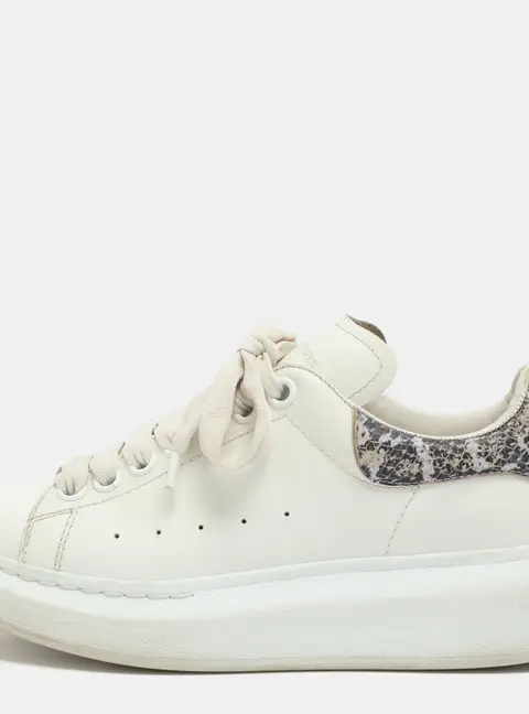 Alexander McQueen Oversized Size 36.5 White Leather Low Top Sneakers