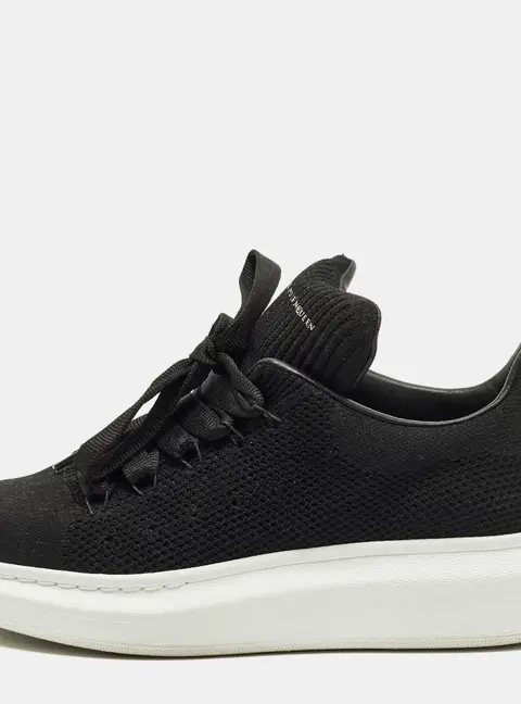 Alexander McQueen Oversized Size 39.5 Black Knit Fabric Low Top Sneakers