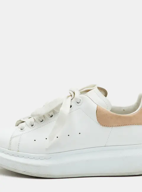 Alexander McQueen Oversized Size 38 White/Beige Leather and Suede Lace Up Sneakers