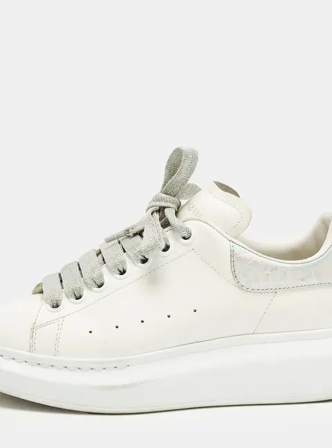 Alexander McQueen Oversized Size 37 White Leather Low Top Sneakers