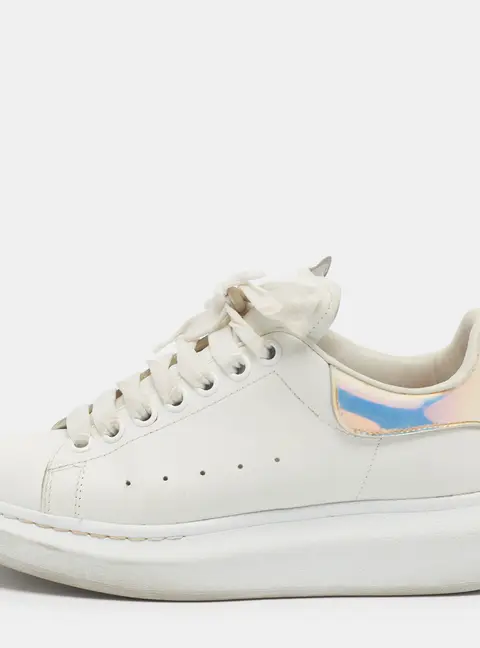 Alexander McQueen Oversized Size 38.5 White Leather Low Top Sneakers