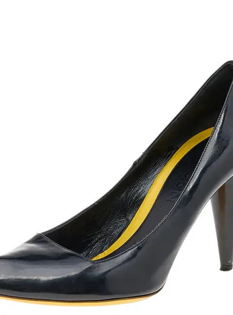 Alexander McQueen Black Patent Leather Pointed Toe Pumps Size 38