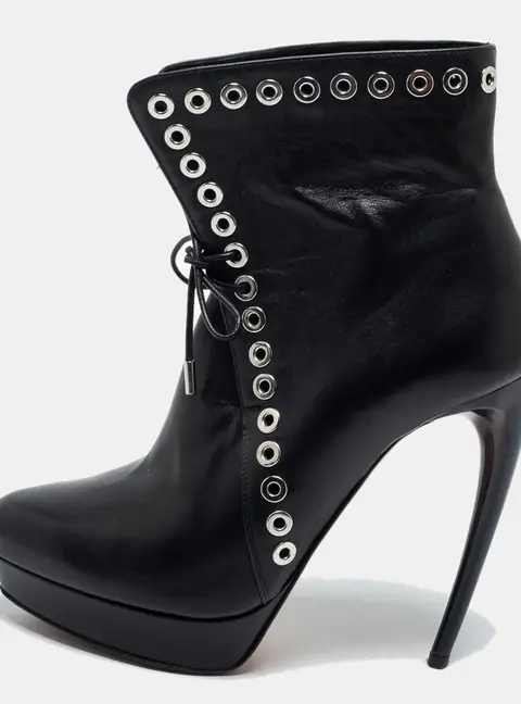 Alexander McQueen Black Leather Eyelet Detail Platform Ankle Booties Size 36
