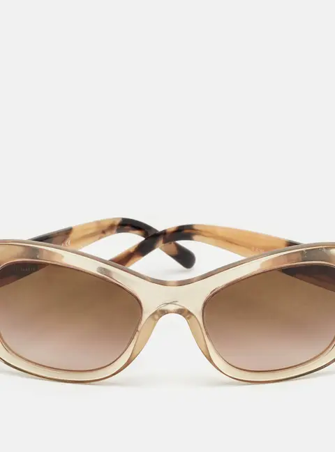 Burberry Beige Gradient B 4189 Frame Cat Eye Sunglasses