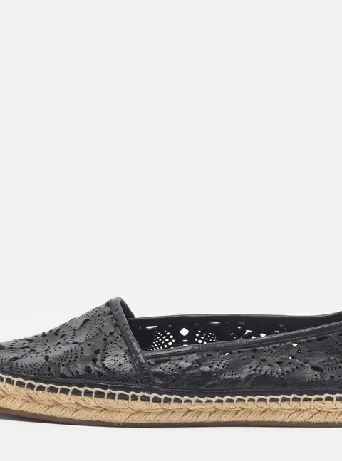 Burberry Size 39.5 Black Cut Out Leather Espadrille Flats