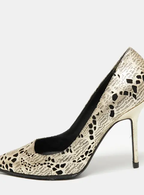 Burberry Metallic Foil Laser Cut Out Leather Pointed Toe Pumps Size 37