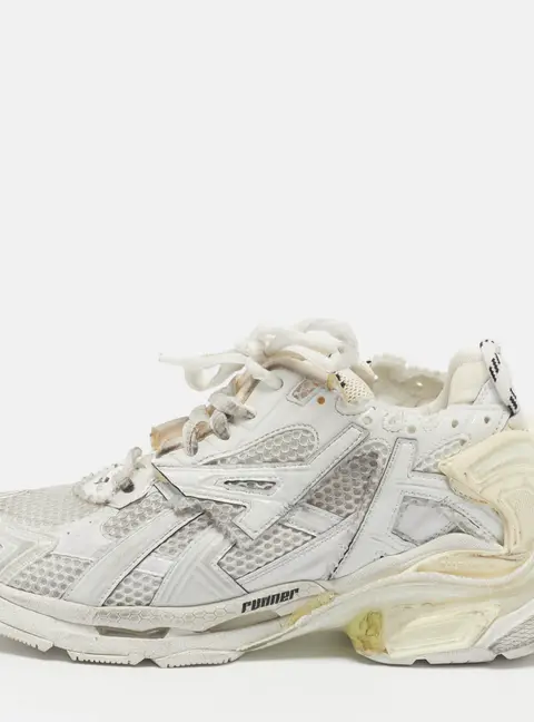 Balenciaga Runner Size 38 White Faux Leather and Mesh Lace Up Sneakers
