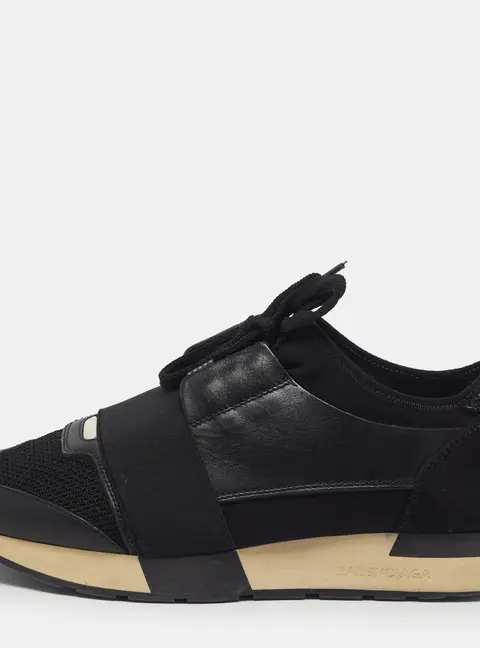 Balenciaga Race Runner Size 39 Black Leather and Mesh Low Top Sneakers