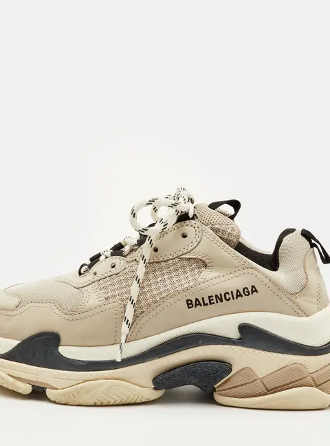 Balenciaga Triple S Size 39 Cream Faux Leather and Mesh Lace Up Sneakers