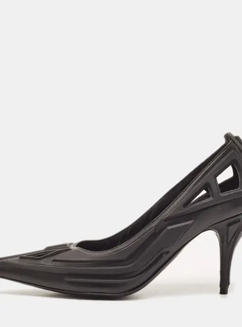 Balenciaga Size 37.5 Black Leather And Rubber Cut Out Pointed Toe Pumps