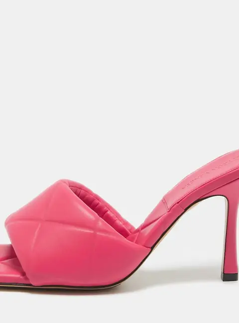 Bottega Veneta Pink Quilted Leather Lido Slide Sandals Size 39