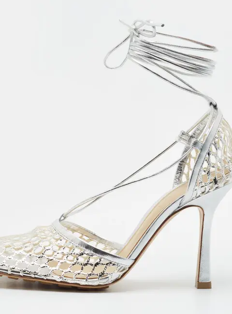 Bottega Veneta Stretch Size 38 Silver Mesh and Leather Ankle Wrap Sandals