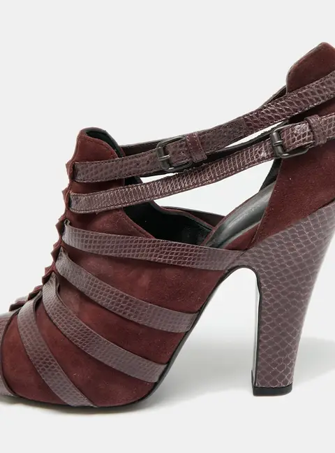 Bottega Veneta Size 38 Burgundy Lizard Embossed Leather and Suede Ankle Strap Sandals