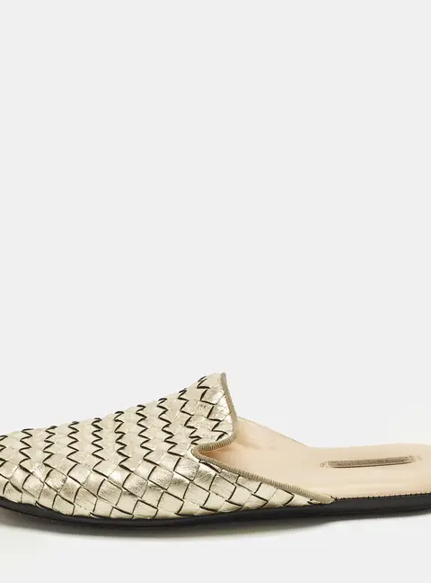 Bottega Veneta Fiandra Size 36 Metallic Gold Woven Leather Flat Mules
