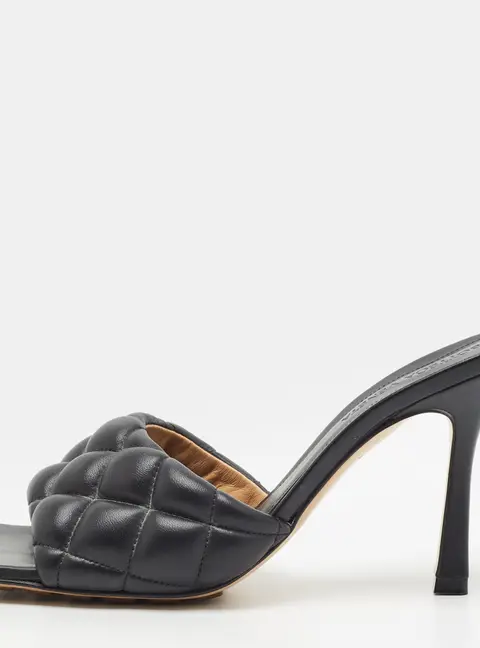 Bottega Veneta Lido Size 37.5 Black Leather Slide Sandals