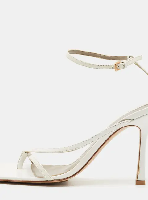 Bottega Veneta Stretch Size 41 White Leather Ankle Strap Sandals