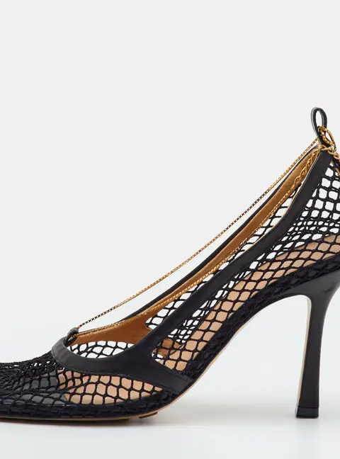 Bottega Veneta Strech Size 38.5 Black Leather and Mesh Pumps