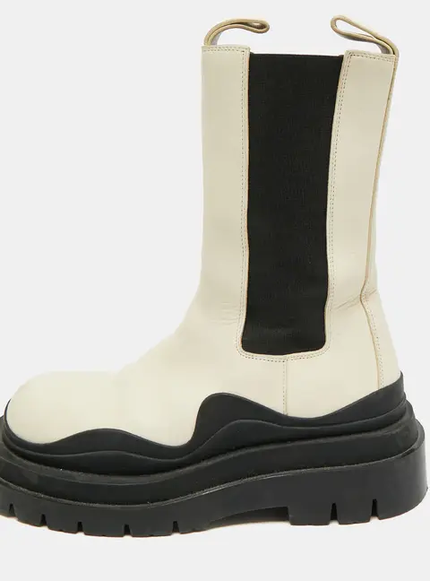 Bottega Veneta Tire Size 37 Cream Leather Ankle Length Boots